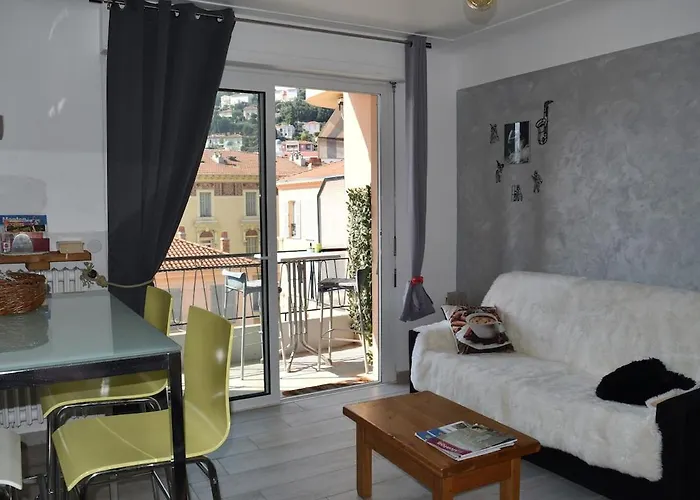 Au Coeur De La Fete Des Citrons De Apartment Menton