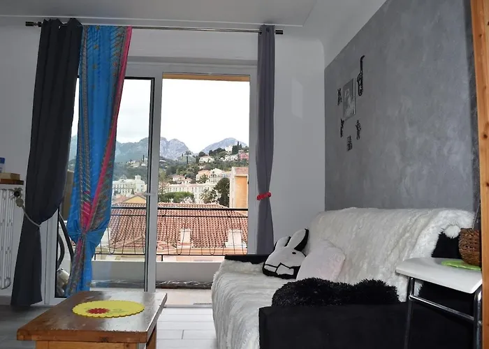 Au Coeur De La Fete Des Citrons De Apartment Menton